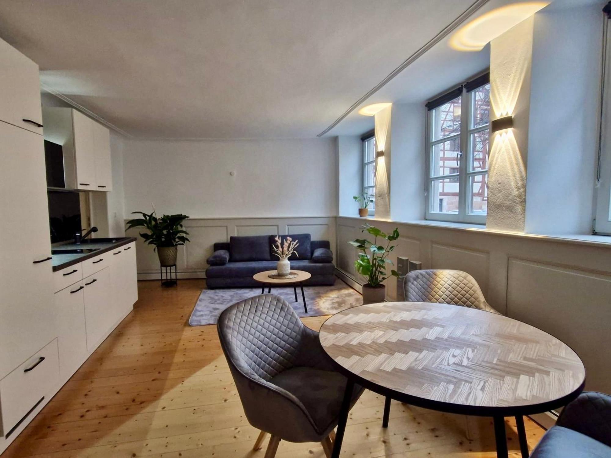 Altbau Charme In Der Nuernberger Innenstadt Buitenkant foto