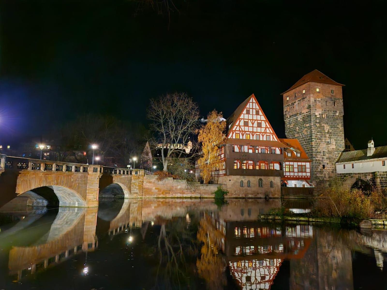 Altbau Charme In Der Nuernberger Innenstadt Buitenkant foto